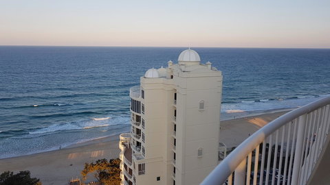 APR Private SUITES MOROC By The Beach - Southport Accommodation 21