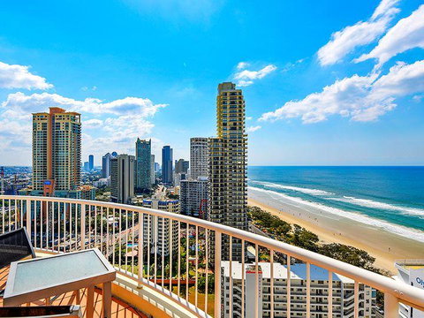 APR Private SUITES MOROC By The Beach - Southport Accommodation 16