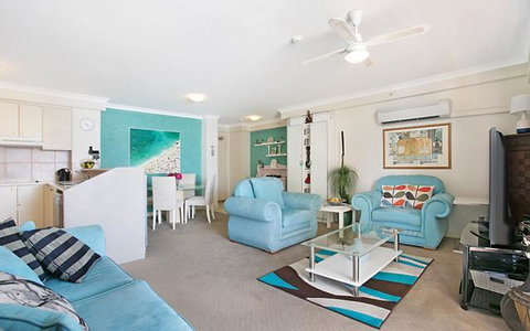 APR Private SUITES MOROC By The Beach - Southport Accommodation 19