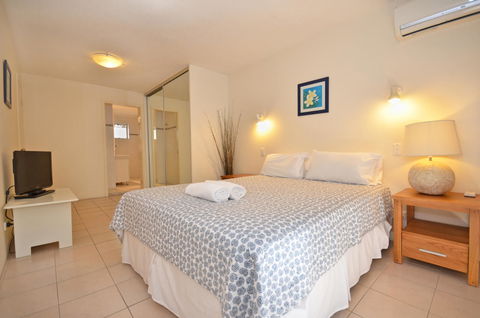 Raintrees Moffat Beach - Southport Accommodation 15