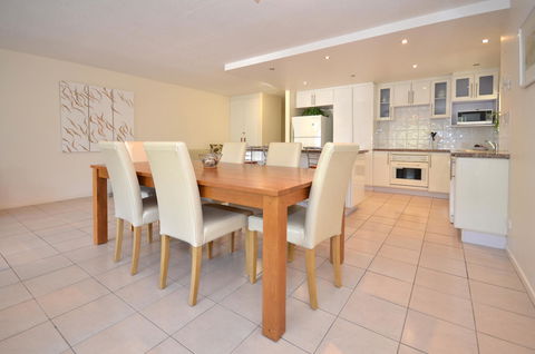 Raintrees Moffat Beach - Southport Accommodation 5