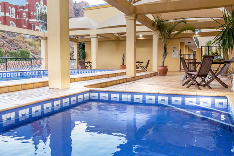 The Robert Towns - Accommodation Southport 10