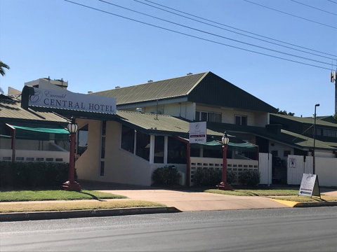 Emerald Central Hotel Official - Southport Accommodation 2