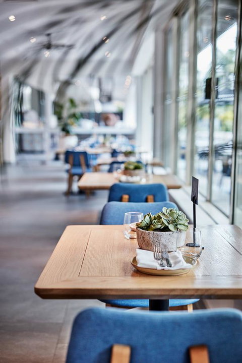 Novotel Cairns Oasis Resort - Accommodation Southport 19