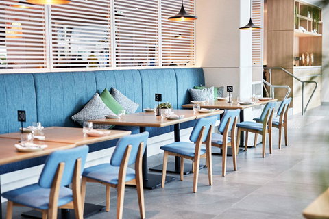 Novotel Cairns Oasis Resort - Accommodation Southport 7