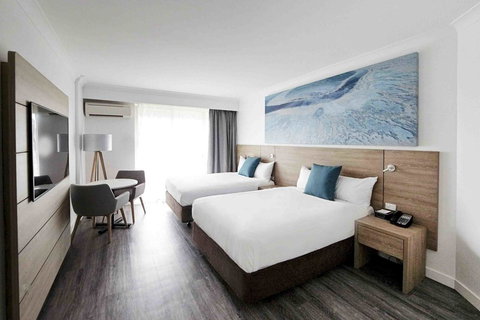 Novotel Cairns Oasis Resort - Accommodation Southport 17