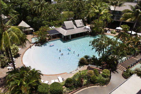 Novotel Cairns Oasis Resort - Accommodation Southport 37