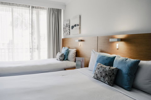 Novotel Cairns Oasis Resort - Accommodation Southport 23