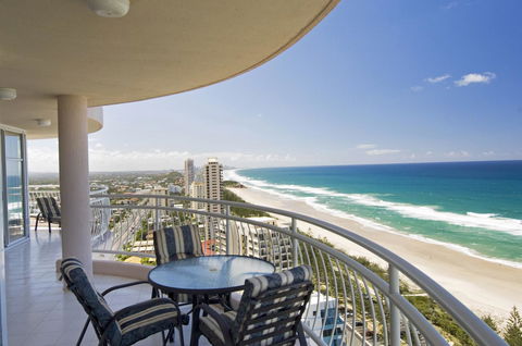 2nd Avenue Beachside Apartments - Southport Accommodation 2