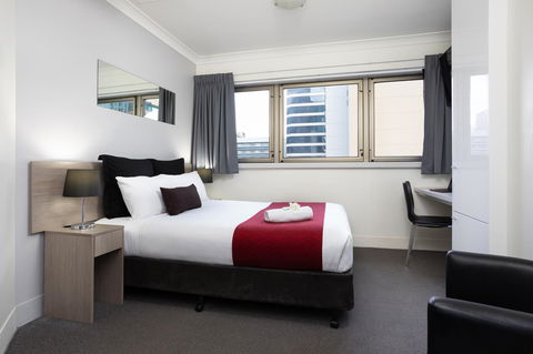 George Williams Hotel - Southport Accommodation 5