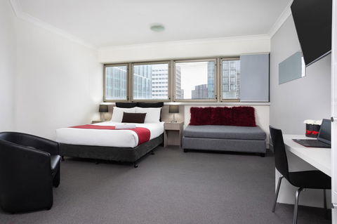 George Williams Hotel - Southport Accommodation 4