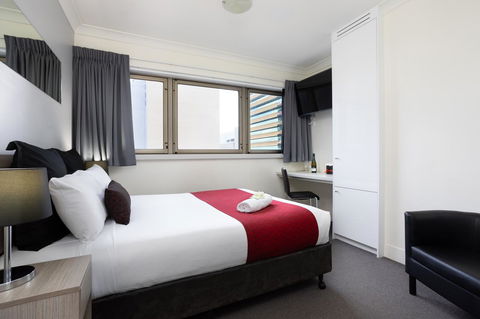 George Williams Hotel - Southport Accommodation 11