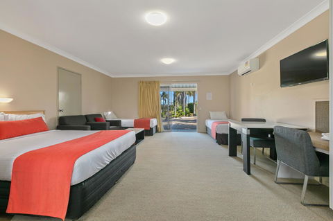 Comfort Inn North Brisbane - Southport Accommodation 16