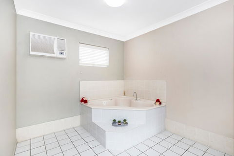 Comfort Inn North Brisbane - Southport Accommodation 8