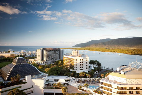 Pullman Cairns International - Accommodation Southport 24