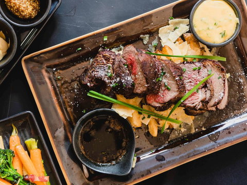 Pullman Cairns International - Accommodation Southport 29