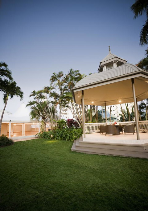 Pullman Cairns International - Accommodation Southport 25