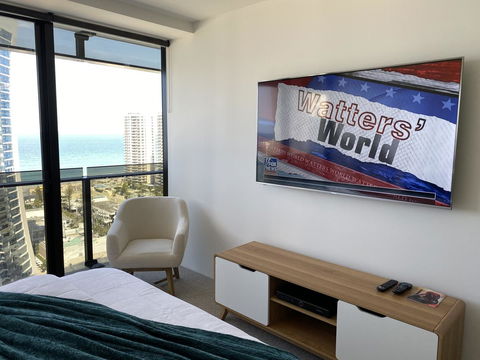 Circle On Cavill 2, 3, 4 & 5 Bedroom SkyHomes & SUB PENTHOUSES By Gold Coast Holidays - Southport Accommodation 12