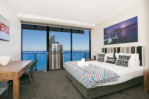 Circle On Cavill 2, 3, 4 & 5 Bedroom SkyHomes & SUB PENTHOUSES By Gold Coast Holidays - Southport Accommodation 0