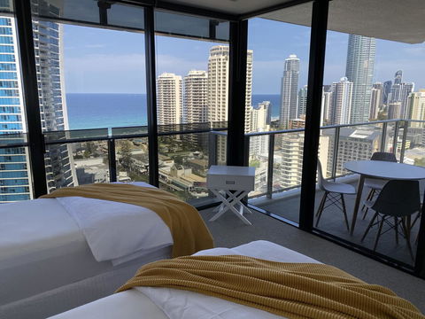 Circle On Cavill 2, 3, 4 & 5 Bedroom SkyHomes & SUB PENTHOUSES By Gold Coast Holidays - Southport Accommodation 16