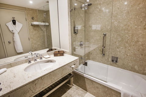 Sofitel Brisbane Central - Southport Accommodation 11