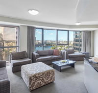 Oaks Felix - Southport Accommodation