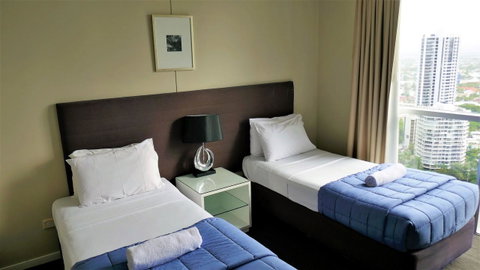 Chevron Renaissance - Private Apartments - Southport Accommodation 25