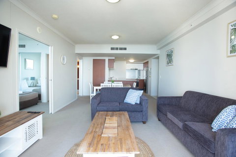 Chevron Renaissance - Private Apartments - Southport Accommodation 12