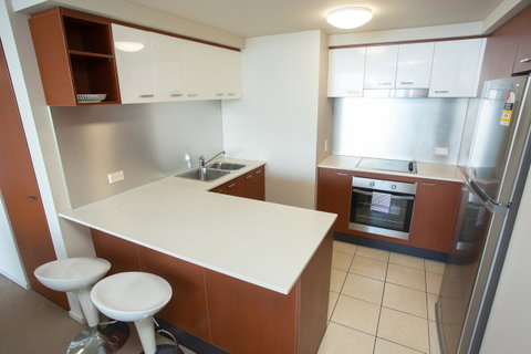 Chevron Renaissance - Private Apartments - Southport Accommodation 6