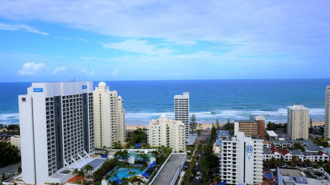 Chevron Renaissance - Private Apartments - Southport Accommodation 24
