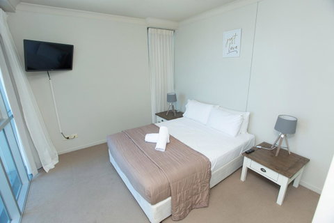 Chevron Renaissance - Private Apartments - Southport Accommodation 15