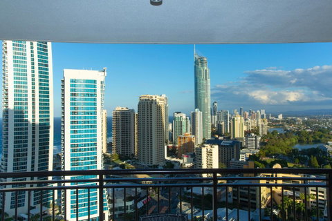 Chevron Renaissance - Private Apartments - Southport Accommodation 27
