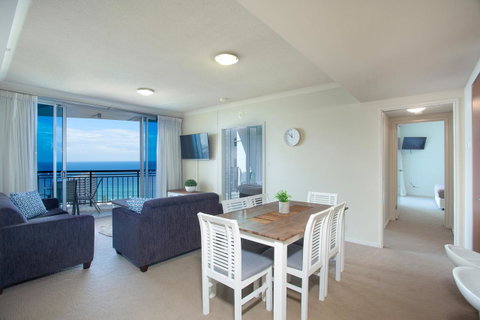 Chevron Renaissance - Private Apartments - Southport Accommodation 13