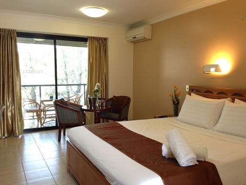 Novena Palms Motel - Southport Accommodation 17