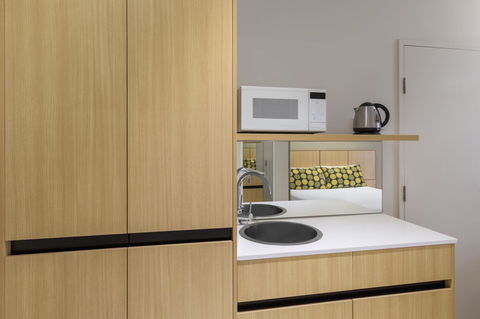 Mercure Brisbane Garden City - Southport Accommodation 5