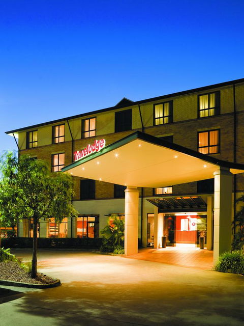 Mercure Brisbane Garden City - Southport Accommodation 0