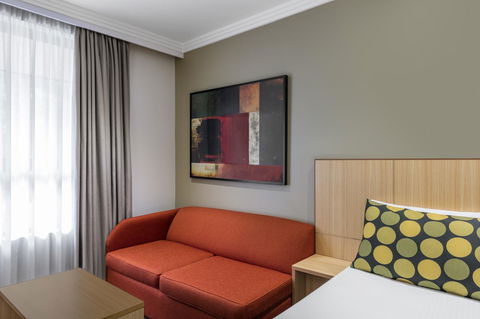 Mercure Brisbane Garden City - Southport Accommodation 3