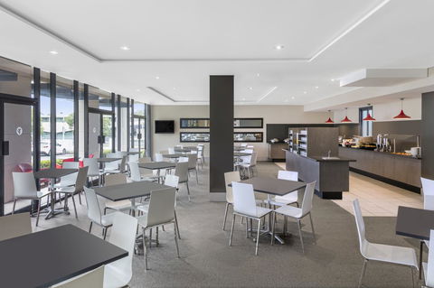 Mercure Brisbane Garden City - Southport Accommodation 30