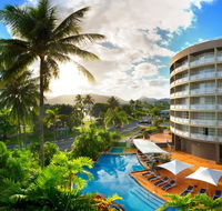 DoubleTree by Hilton Cairns - Southport Accommodation