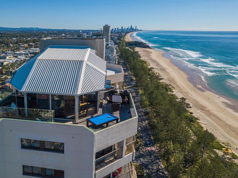 Burleigh Esplanade Apartments - Southport Accommodation 9