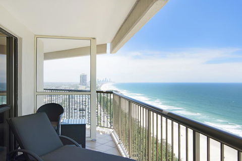 Burleigh Esplanade Apartments - Southport Accommodation 36