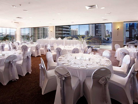 Sofitel Gold Coast Broadbeach - Accommodation Southport 36