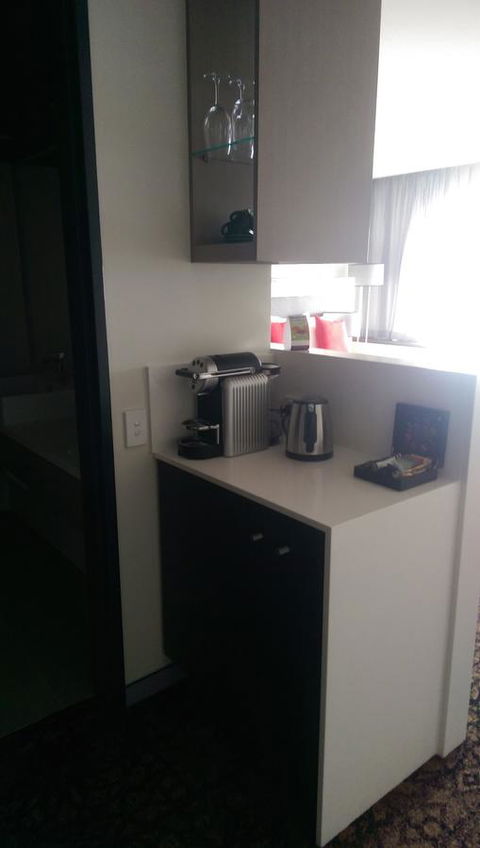 Calamvale Hotel Suites And Conference Centre - Southport Accommodation 23