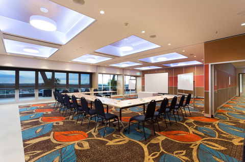 Calamvale Hotel Suites And Conference Centre - Southport Accommodation 10