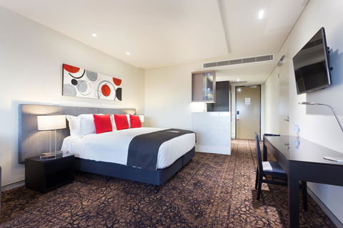 Calamvale Hotel Suites And Conference Centre - Southport Accommodation 3