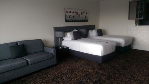 Calamvale Hotel Suites And Conference Centre - Southport Accommodation 19