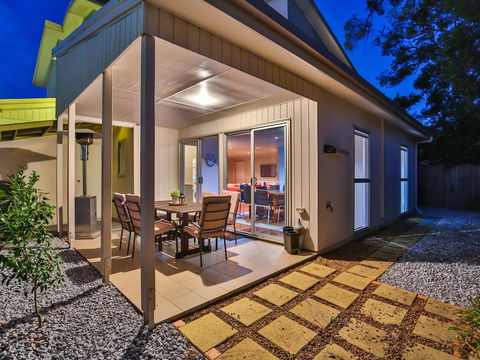 Hamilton Executive - Southport Accommodation 5
