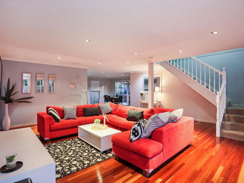 Hamilton Executive - Southport Accommodation 1