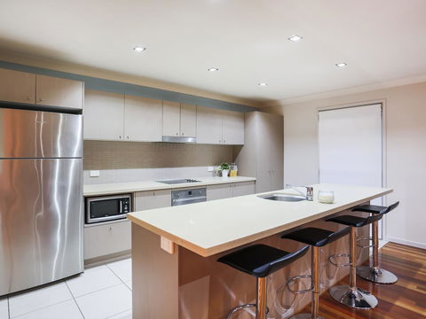 Hamilton Executive - Southport Accommodation 4