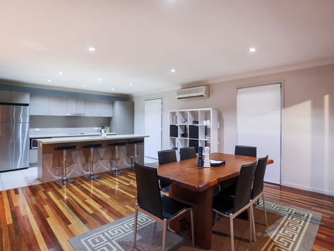 Hamilton Executive - Southport Accommodation 3